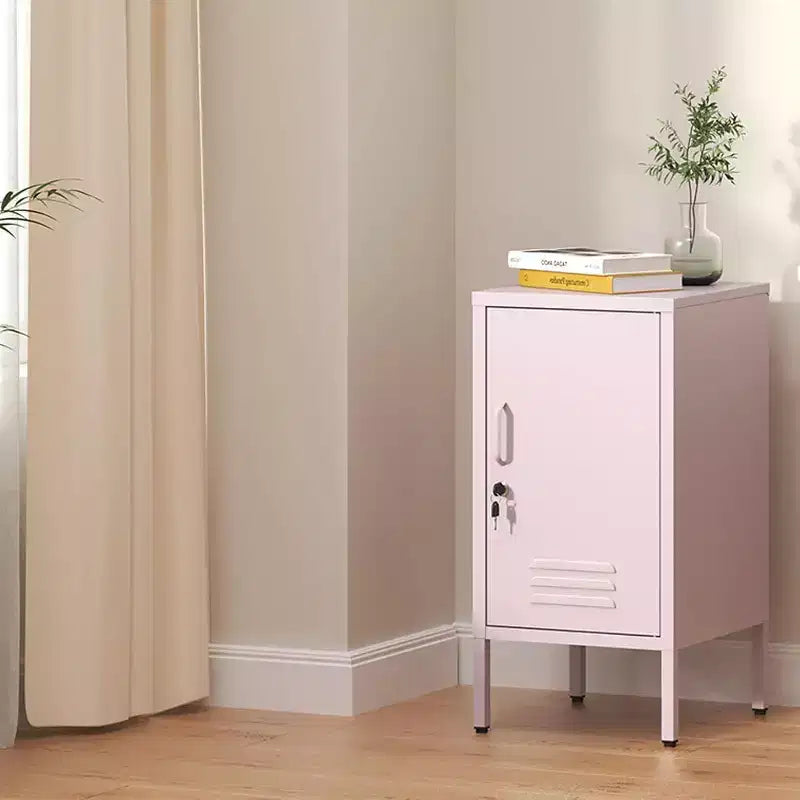 Table d'appoint métallique verrouillable avec porte unique, 2 étagères réglables, Armoire de rangement moderne et minimaliste pour chambre et salon, Rose